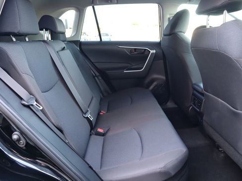 Certified 2025 Toyota RAV4 LE image 21