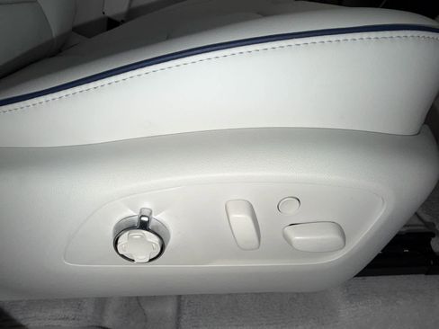 New 2026 Buick Enclave Avenir w/ Super Cruise Package image 32