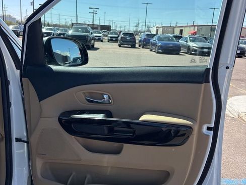 Used 2019 Kia Sedona SX FWD image 15