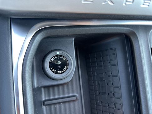 New 2025 Ford Expedition Max Active image 13