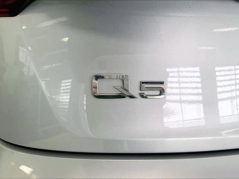 Certified 2023 Audi Q5 2.0T Premium Plus w/ Premium Plus Package image 7