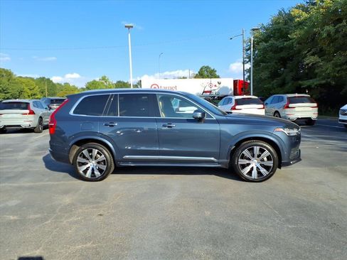 Used 2022 Volvo XC90 T6 Inscription w/ Lounge Package image 2