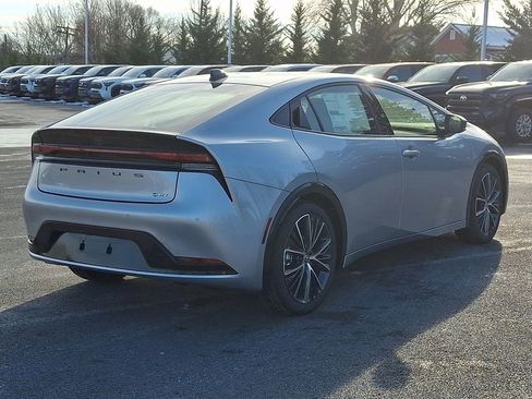 New 2026 Toyota Prius XLE image 6