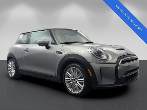 Used 2024 MINI Cooper SE FWD image 1