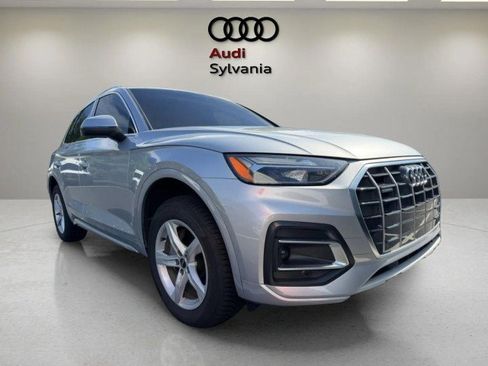 Used 2022 Audi Q5 2.0T Premium w/ Convenience Package AWD/4WD image 1