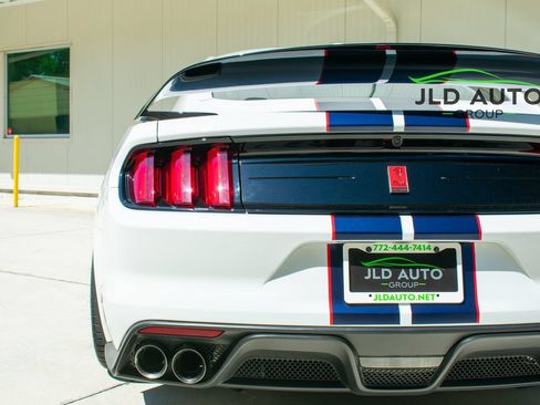 Used 2019 Ford Mustang Shelby GT350R w/ GT350R Equipment Group 920A RWD image 36