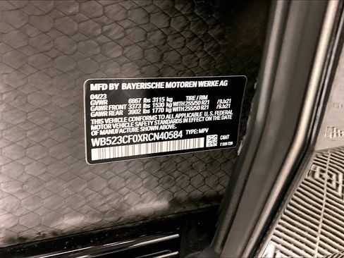 Used 2024 BMW iX xDrive50 w/ Sport Package AWD/4WD image 33