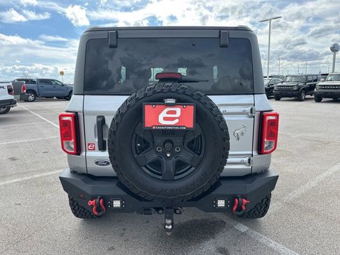 Used 2022 Ford Bronco Black Diamond image 7