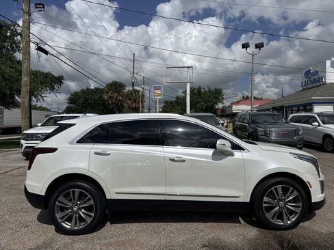 Used 2021 Cadillac XT5 Premium Luxury FWD image 10