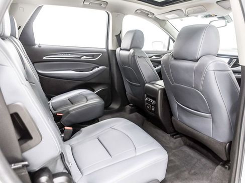 Used 2020 Buick Enclave Essence w/ Sound and Sites Package image 33