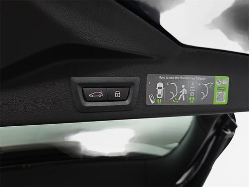 New 2026 BMW X5 xDrive40i w/ Executive Package image 13