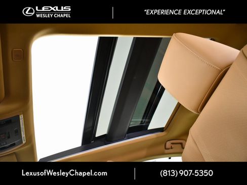 New 2025 Lexus ES 350 Ultra Luxury image 15