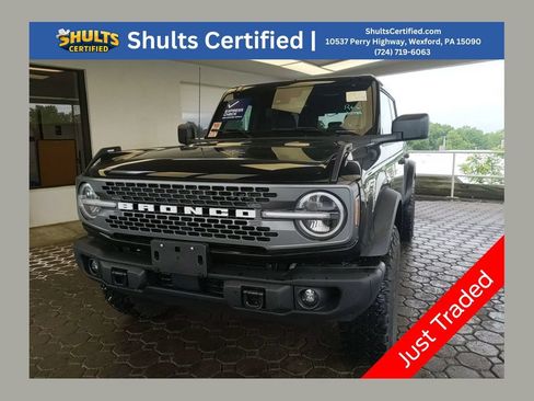 Certified 2025 Ford Bronco Badlands AWD/4WD image 1