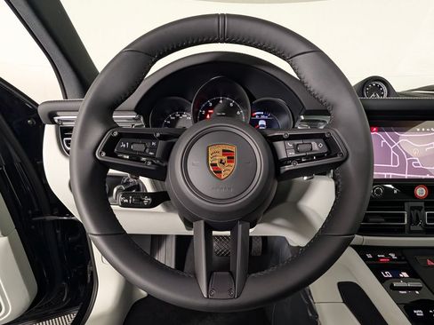 New 2026 Porsche Macan AWD/4WD image 36