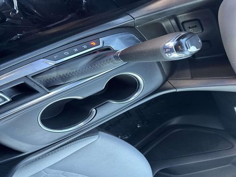 Used 2018 Chevrolet Equinox LS image 26