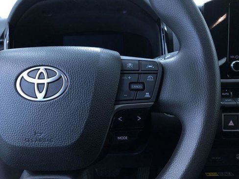 Certified 2025 Toyota Camry LE FWD image 27