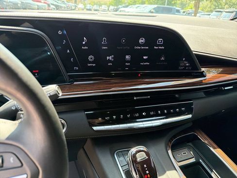 Used 2023 Cadillac Escalade ESV Premium Luxury RWD image 27