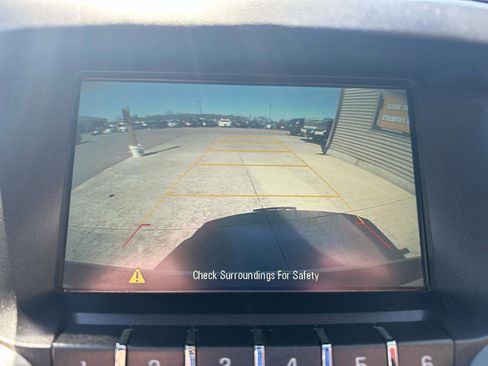 Used 2016 Chevrolet Equinox LT w/ Convenience Package image 23