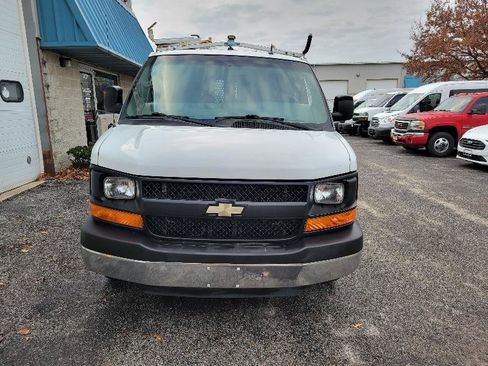 Used 2014 Chevrolet Express 2500 image 37