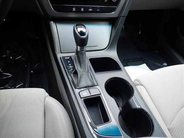 Used 2017 Hyundai Sonata Sport FWD image 18