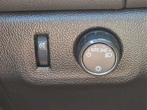 Certified 2022 Chevrolet Colorado LT w/ Fleet Safety Package RWD image 27