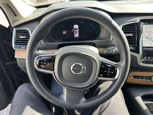 Used 2023 Volvo XC90 B6 Plus w/ Protection Package Premier AWD/4WD image 14