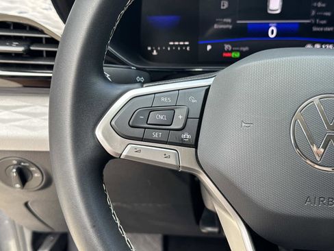 Used 2023 Volkswagen Taos S image 27