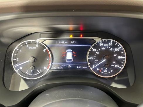 Used 2023 Nissan Rogue SV AWD/4WD image 25