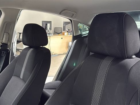 Used 2018 Honda Civic LX image 13