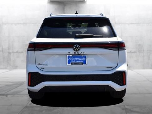 New 2026 Volkswagen Tiguan SE R-Line AWD/4WD image 6