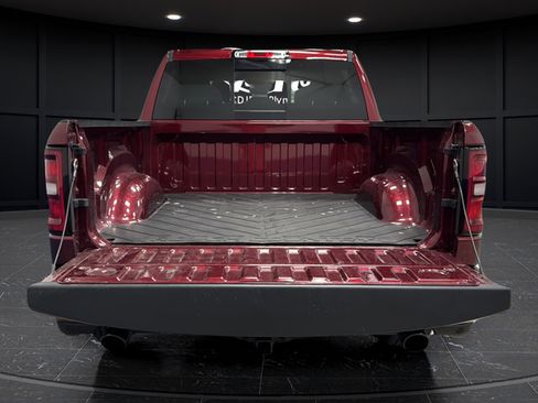 Used 2025 RAM 1500 Tradesman AWD/4WD image 26