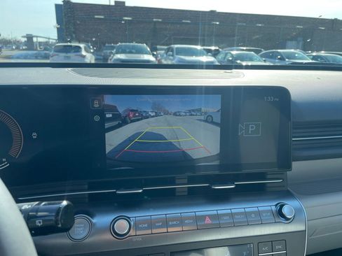 Used 2025 Hyundai Kona SEL image 24