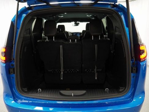 New 2026 Chrysler Pacifica Select image 29