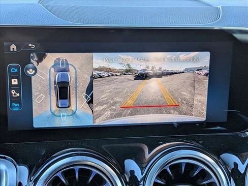 New 2026 Mercedes-Benz GLB 35 AMG 4MATIC image 12