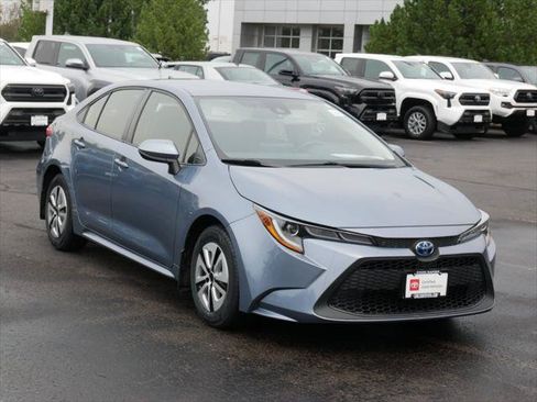 Certified 2022 Toyota Corolla LE FWD image 2