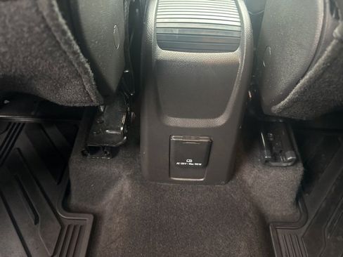 Used 2022 Buick Encore Preferred w/ Safety Package image 23