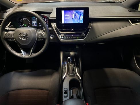 Used 2024 Toyota Corolla SE w/ SE Package image 12