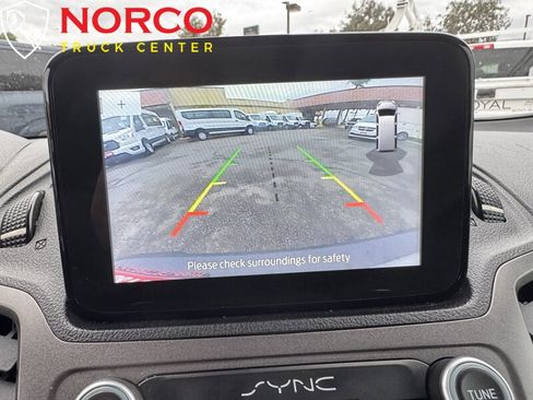 Used 2021 Ford Transit Connect XLT image 26