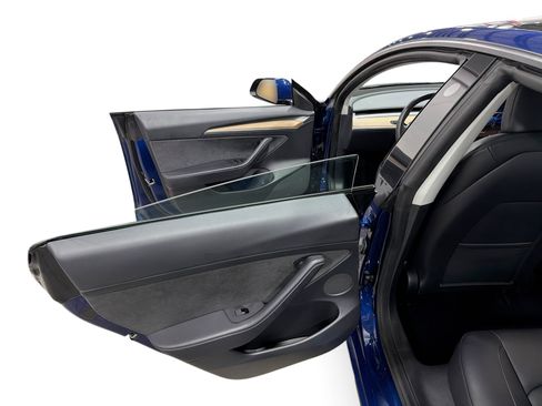 Certified 2023 Tesla Model 3 Standard Range RWD image 10