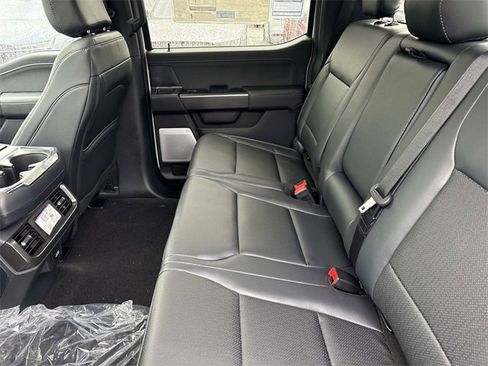 New 2025 Ford F150 Lariat w/ Equipment Group 502A High image 17