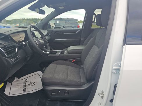 Certified 2025 GMC Acadia Elevation image 14