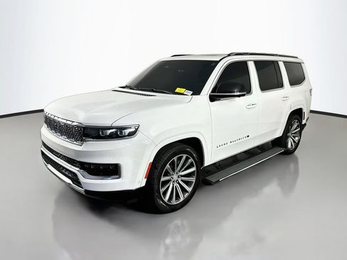 Used 2023 Jeep Grand Wagoneer 4WD w/ Convenience Group III image 3