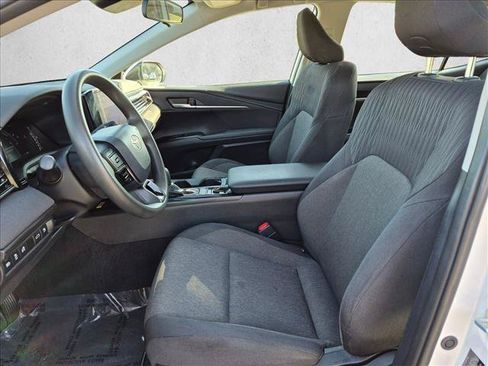 Used 2025 Toyota Camry LE FWD image 15