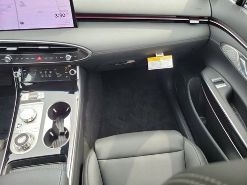 Used 2026 Genesis GV70 2.5T image 15