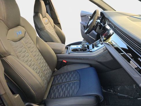 New 2026 Audi RS Q8 performance image 10