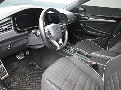 Used 2024 Volkswagen Jetta Sport FWD image 10