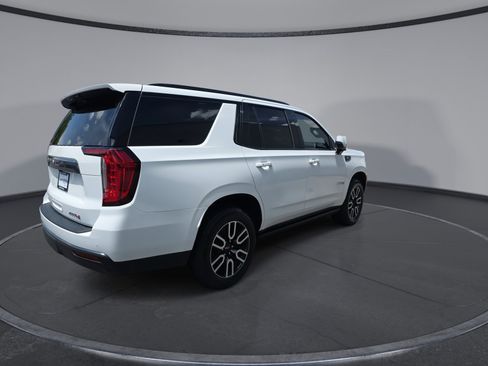 Used 2021 GMC Yukon AT4 w/ AT4 Premium Plus Package AWD/4WD image 13