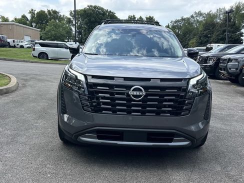 New 2026 Nissan Pathfinder SL FWD image 2