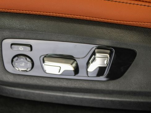 New 2026 BMW X5 xDrive50e w/ M Sport Package AWD/4WD image 21