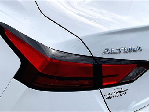Used 2019 Nissan Altima 2.5 S FWD image 26